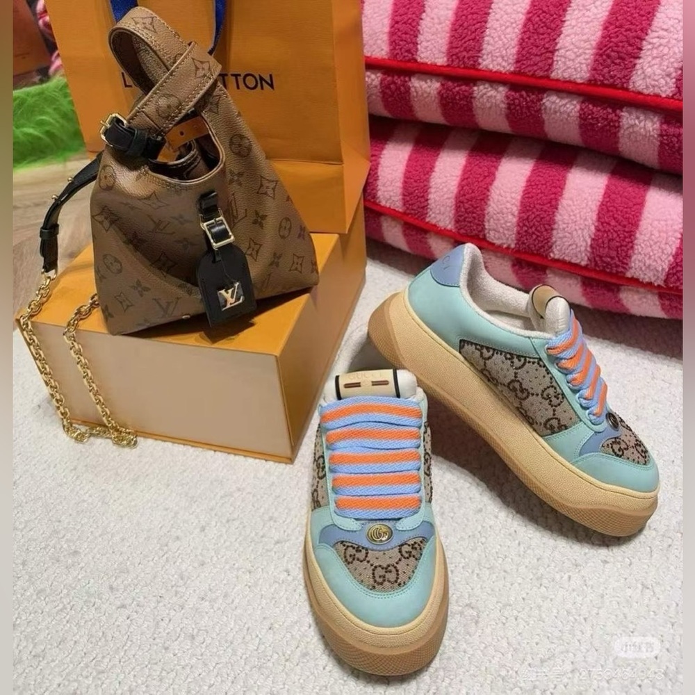 Gucci shoes